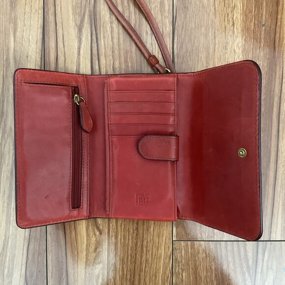 FRYE Wallet Crossbody Leather Clutch Red Removable Strap Concert Western - Picture 4 of 4